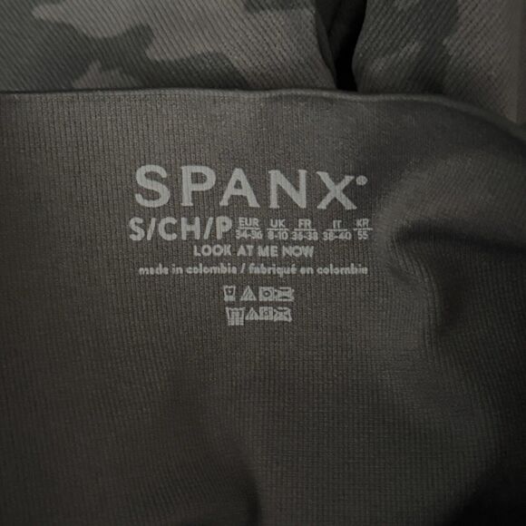 Spanx Pants Womens Small Gray Black Camo Seamless Look at Me Now Leggings Casual - Picture 6 of 10